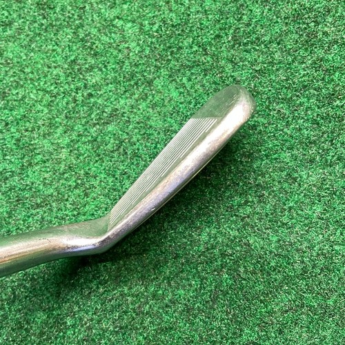 Titleist 704-CB Forged 8-iron Dynamic Gold S300 Golf Pride Victory cord grip RH - Picture 5 of 13