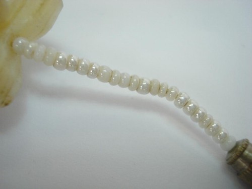 1950s MOTHER OF PEARL BEAD NECKLACE - Picture 3 of 7