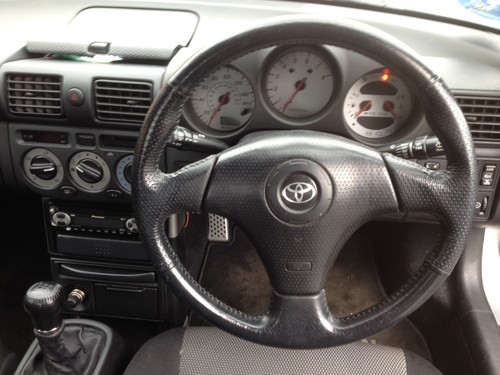 Toyota MR2 Roadster - Picture 10 of 10
