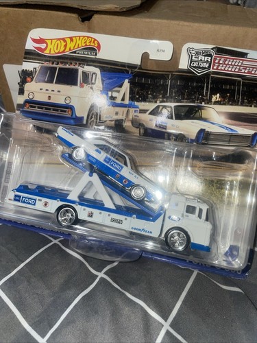 Hot Wheels '65 Ford Galaxie Team Transport – Premium Car Culture Die-Cast Model With White/Blue #38 Livery