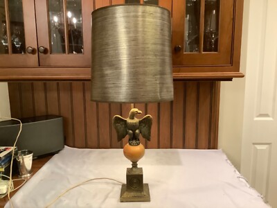Vintage 27.5  Mid Century Metal Eagle Art LAMP Light Wood w/ Shade. Tested Works