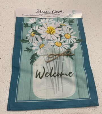 *NEW* Meadow Creek  ''WELCOME'' Milk Can Jug Daisies GARDEN FLAG Daisy Burlap
