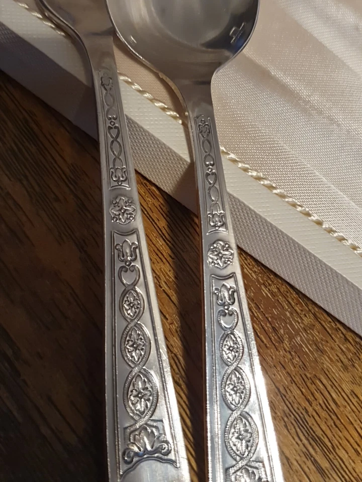 CHRISTOFLE 镀银餐具套装生日礼物 — 第 4/4 张图片