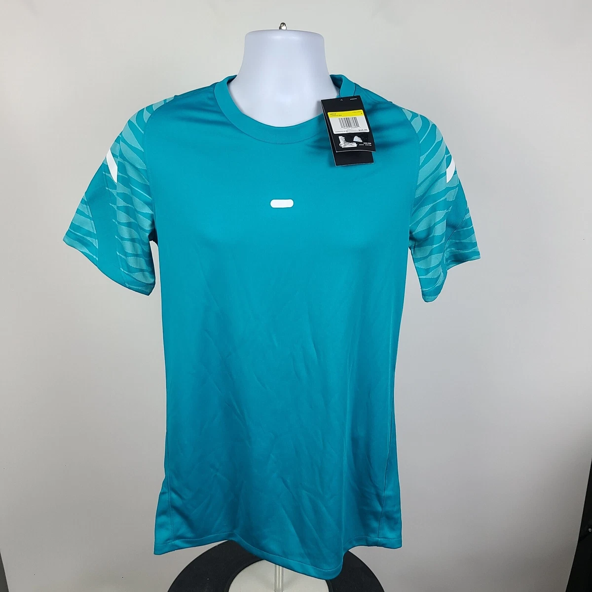 Pink and turquoise nike shirt hotsell