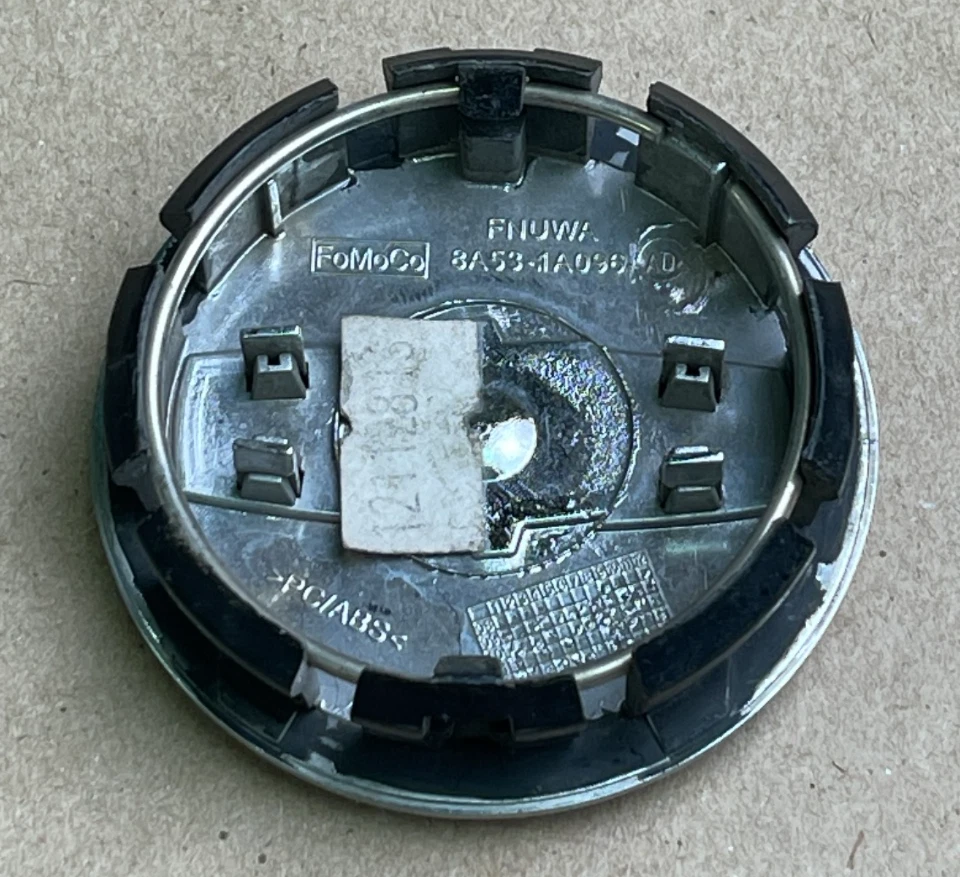 Tapa central cromada Lincoln MKS MKT MKX MKZ OEM Foto 2 de 2