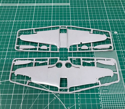 LaGG-3 4 Series - kits models Amodel 4809 Plastic model airplane kit Scale 1:48 - Picture 2 of 24
