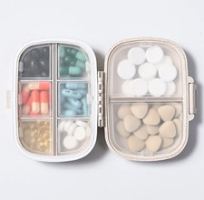 1pcs 8-Grid Travel Pill Organizer with Seal Ring   Wheat Straw Medicine Box