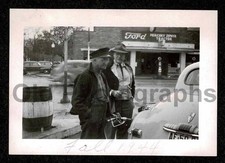 Ford Mercury Zyphyr Tractor Sign Gas Station Pumping Car Oldvintage Photo- I464 Ford Mercury Zyphyr Tractor Sign Gas Station Pumping Car Oldvintage Photo- I464