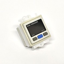 SMC PSE300-M Digital Pneumatic Pressure Switch Sensor Display Unit 12-24VDC 60mA
