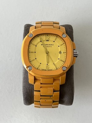 Burberry Britain BBY1204 Swiss Automatik Herrenuhr 43mm Gelb Analog Zifferblatt