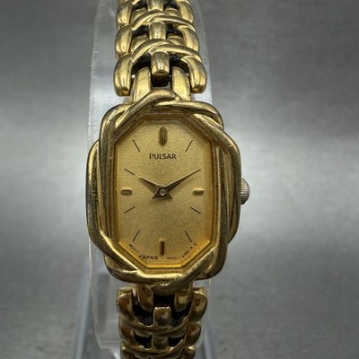 Seiko Pulsar Watch Women 16mm Champagne Dial Gold Tone V400-6120 New Battery
