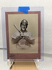 JOHNNY BENCH  7/55 2005  Donruss Portraits RED B&W ZENITH  SP-53