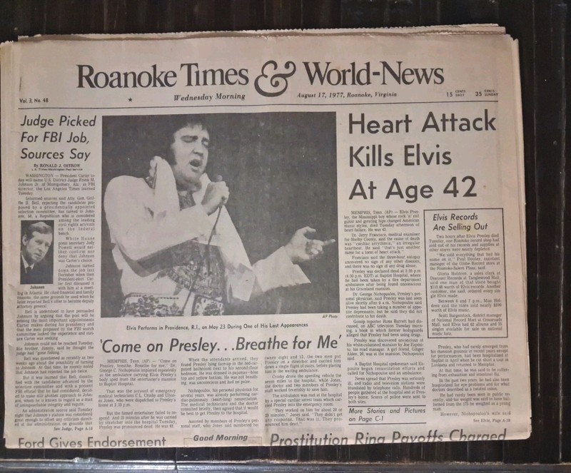 (Heart Attack)Kills Elvis Newspaper Roanoke Times Aug 16 1977 Complete Paper