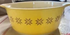 Vintage Pyrex Yellow Town & Country 472-1-1/2 Pint  Casserole Dish
