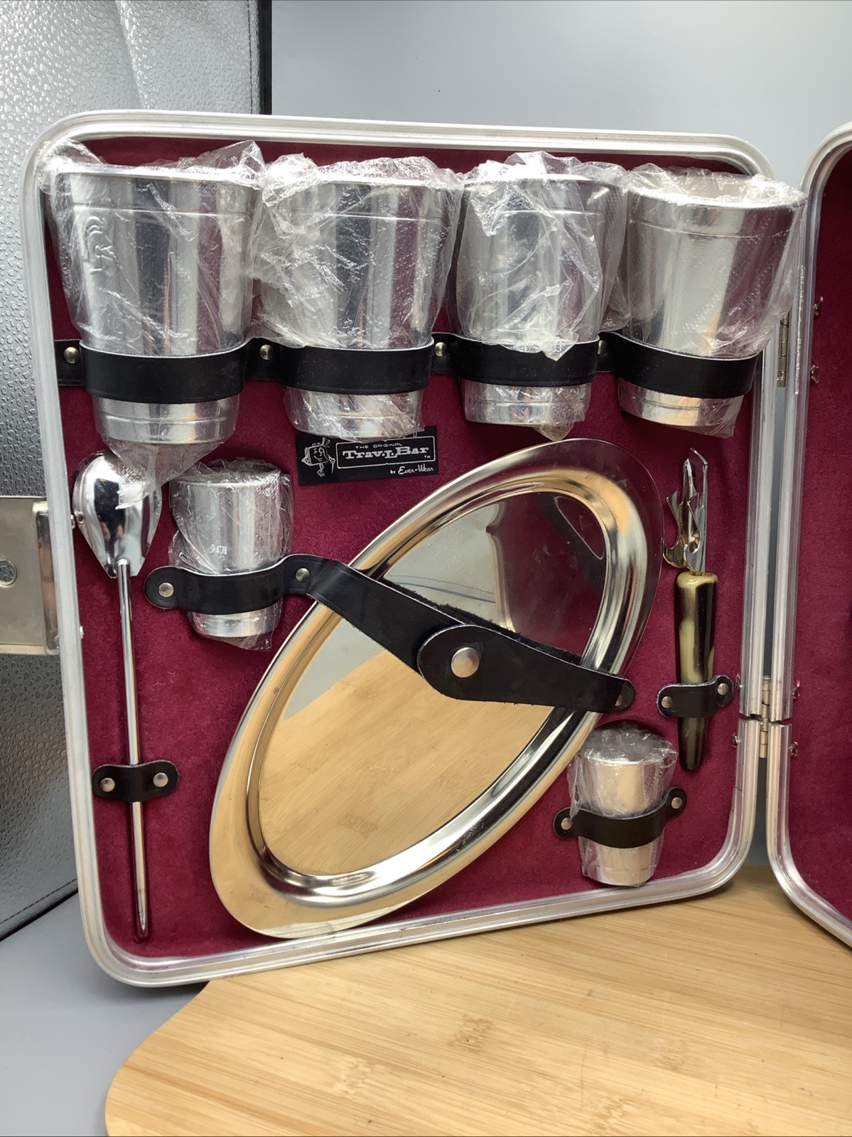 Vintage Everwear Trav-L-Bar Portable Cocktail Set