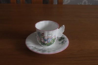 ROYAL WORCESTER - ENCHANTMENT FAIRY TASSE UND UNTERTASSE