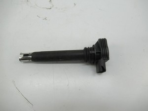 VW Audi Skoda Seat Zündspule 06H905115B Stecker beschädigt!
