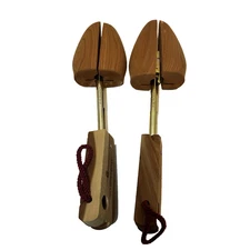 Nordstrom Cedar Wooden and Metal Spine Shoe Trees Split Toe Hook Heel Set 2