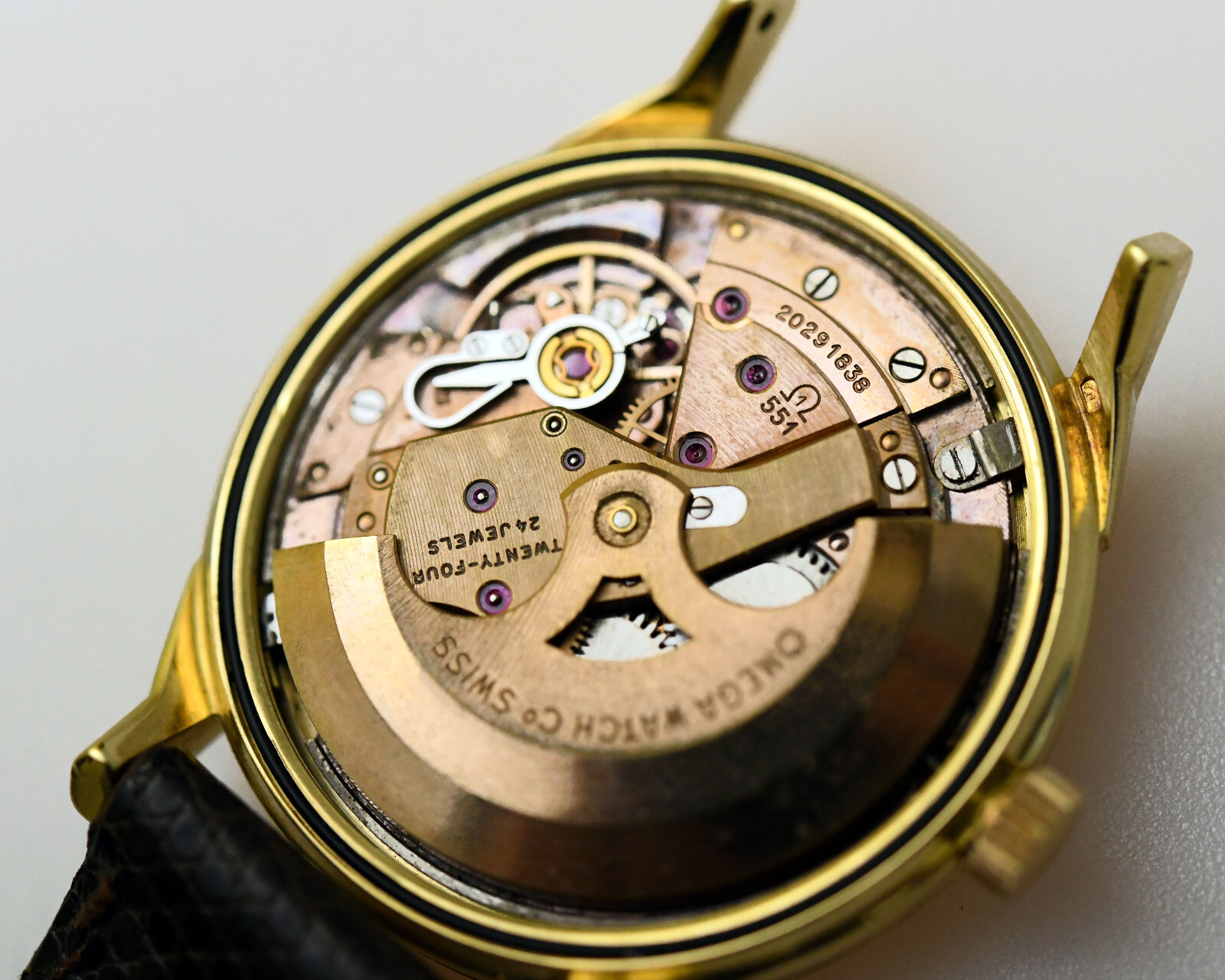 OMEGA Constellation Pie Pan Gold 18K Ref 168.005/6 Automatic Cal 551