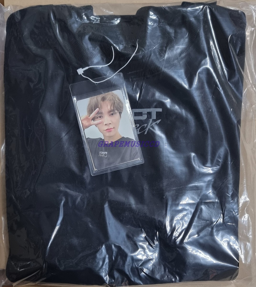 NCT 127 Fact Check SMTOWN OFFICIAL MD GOODS SWEATSHIRT + PHOTOCARD