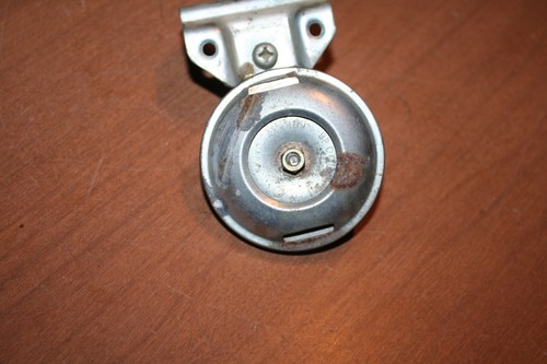 1982 Yamaha QT50 Horn Beep OEM 82 B - Picture 2 of 6