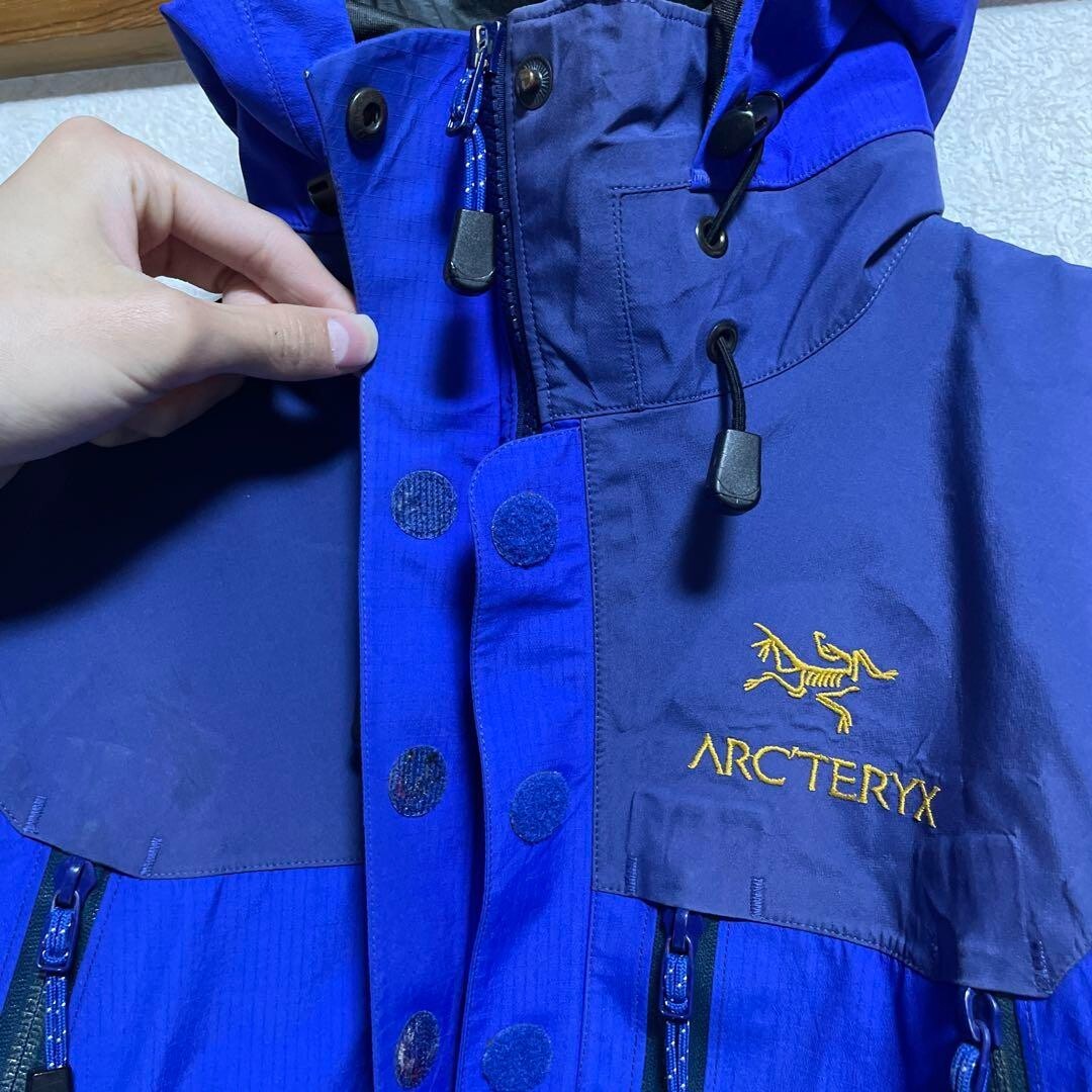 ARC'TERYX GIACCA ARC’TERYX THETA AR TROPPO BLU 1998 TAGLIA M