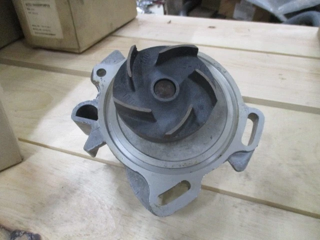 BOMBA DE AGUA AUDI 80 90 100 4000 5000 035121005C Foto 4 de 4