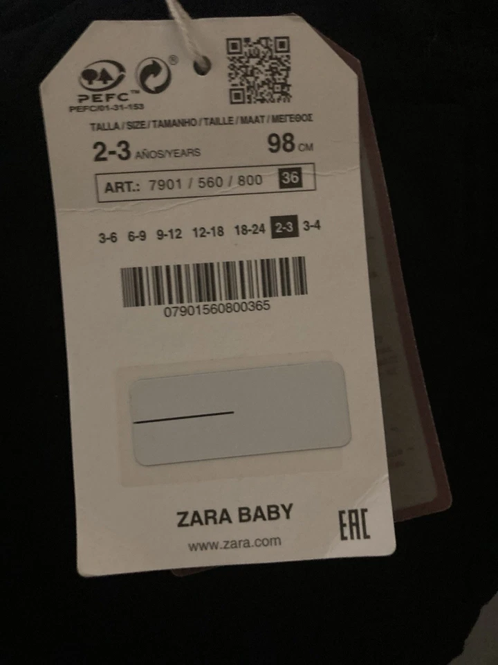 Pantalones Zara de terciopelo negro 3t para niños perfectos para vacaciones nuevos con etiquetas Foto 4 de 4