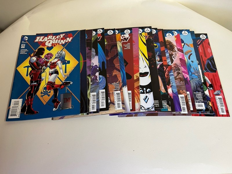 DC Comics Harley Quinn Comic Bundle Of 20