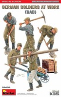 German Soldiers At Work (Rad) Special Edition / 1:35 - Miniart