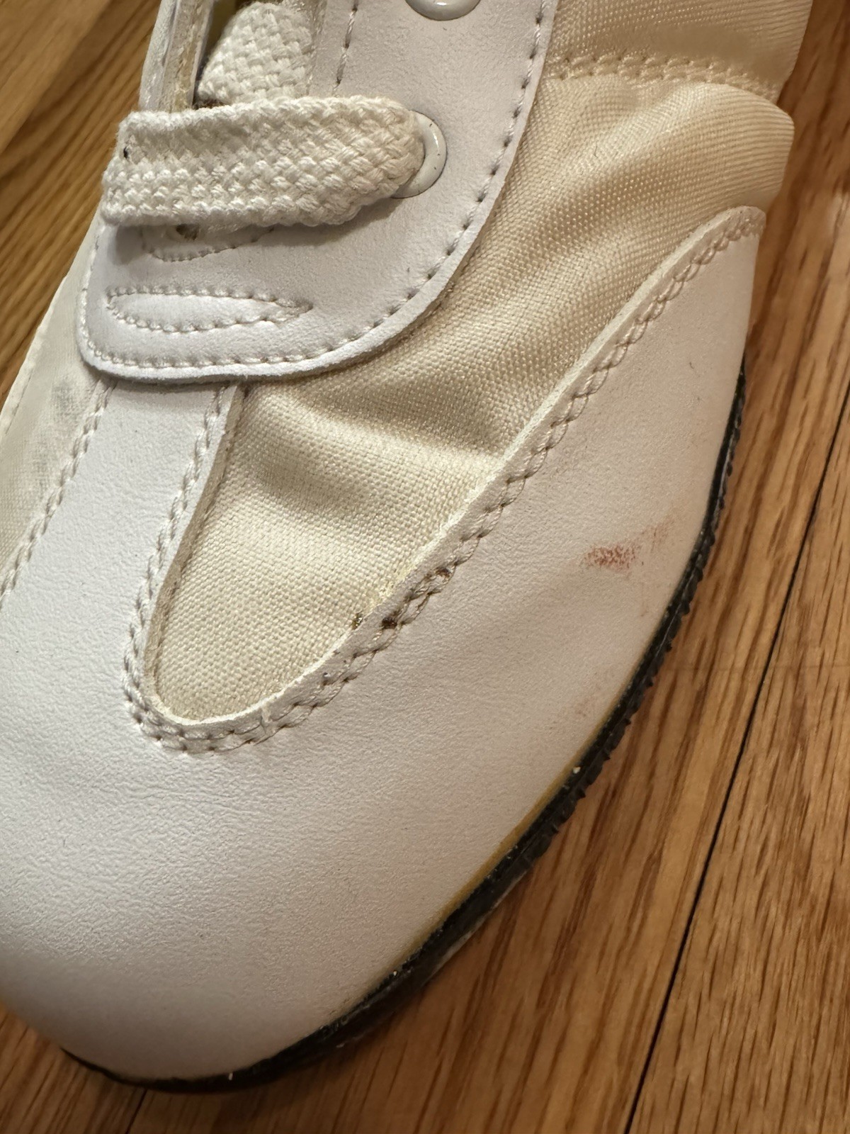 Vintage 70s Pony Football Shoes Challenger Softball White Cleats 9 1/2 9.5