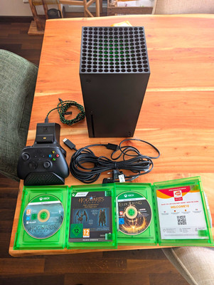 Microsoft Xbox Series X 1TB , Mit einem Controller und 2 Spiele