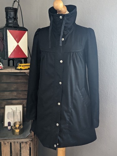 Zuckersüßer H&M Kurzmantel A Linie dekorative Raffung Smoke Schwarz 38 - Bild 8 von 17