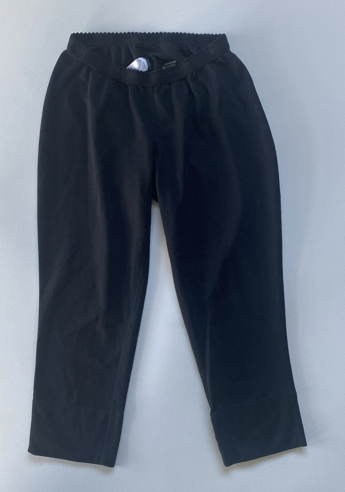 Patagonia Black Capilene Performance Base Layer Pants Womens Small Capri Length