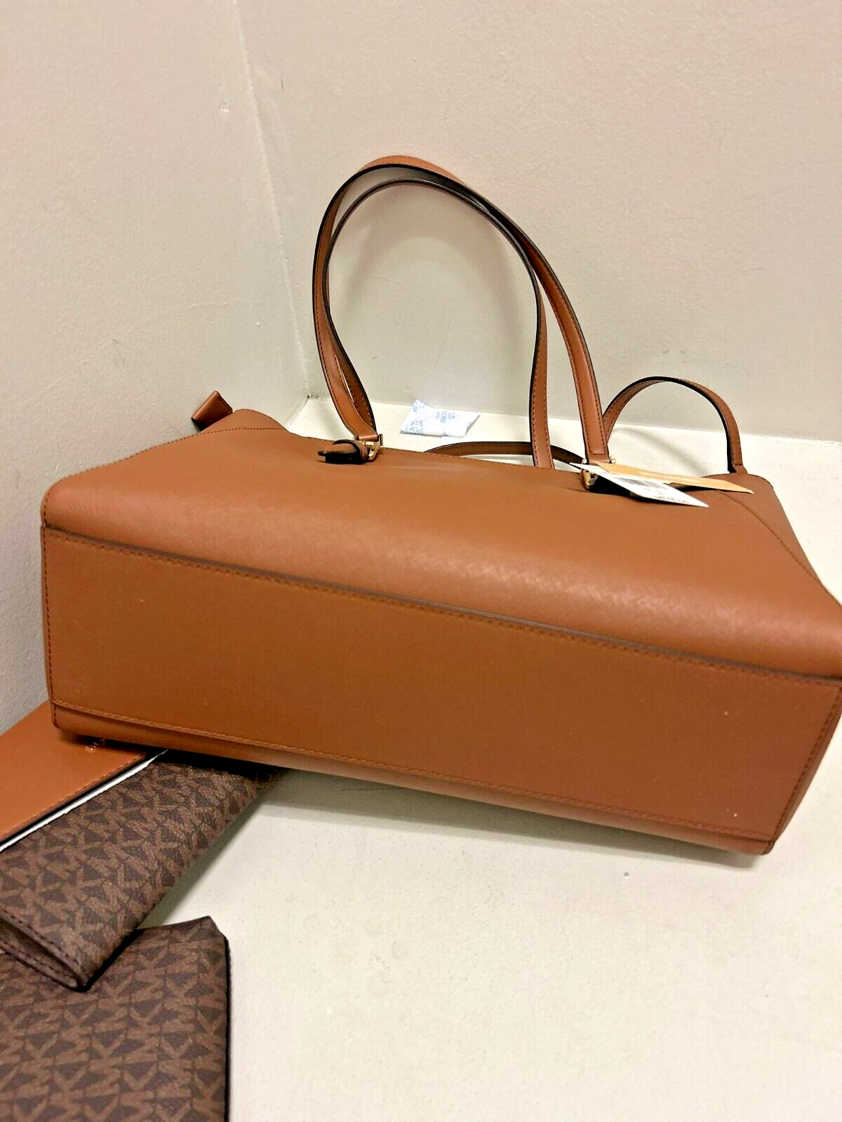 Michael Kors Charlotte Women Large 3-in-1 Tote Crossbody Handbag 
