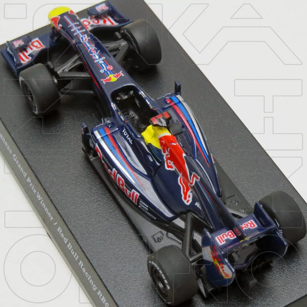 RED BULL RACING RB6 2010 SEBASTIAN VETTEL SUZUKA COLLECTION 5 KYOSHO 1:64 NIB