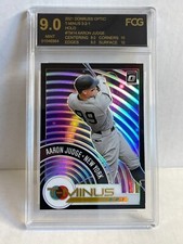 2021 DONRUSS OPTIC TMINUS REFRACTOR HOLO YANKEES  AARON JUDGE GRADED FCG 9