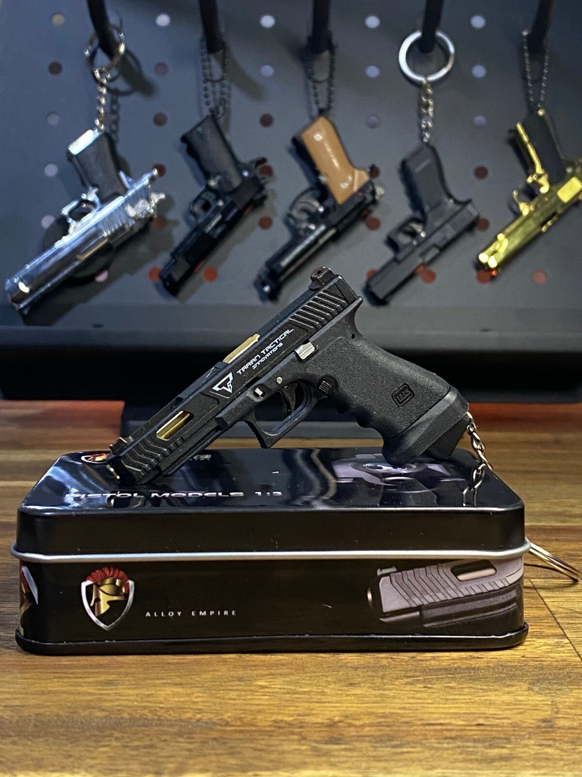 GLK34 Collectable 13 Scale Keyring Gun EJECTABLE Rounds Action Strip