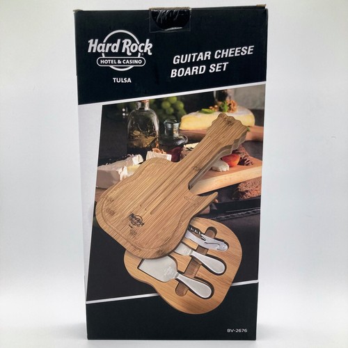 Juego de herramientas y tabla de queso de bambú Hard Rock Hotel & Casino Tulsa guitarra 14"x7,5" - Imagen 6 de 7