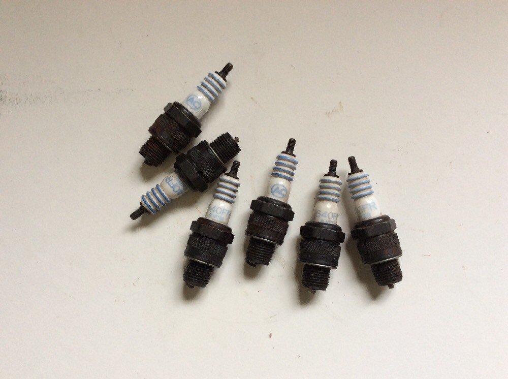 6 AC/DELCO SPARK PLUGS S40FR