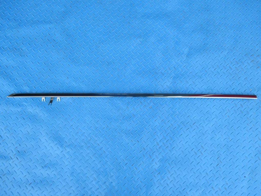 Bentley Mulsanne front left door lower window trim moulding #5458