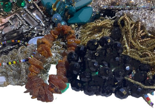 Large Vintage Jewelry Lot Grab Bag Premium Rhinestones Gems Necklaces Craft 7lb - Picture 2 of 11