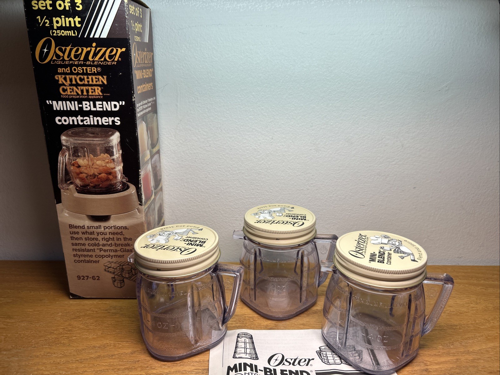 3 Vintage OSTER Mini Blend Blender Containers   Osterizer Li