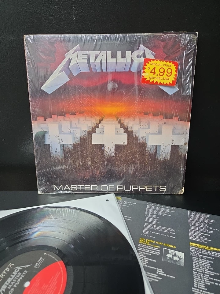 Metallica Master Of Puppets Lp Vinyl 1986 1st Press Shrink/Sticker/Inserts VG+ - Image 2 of 4