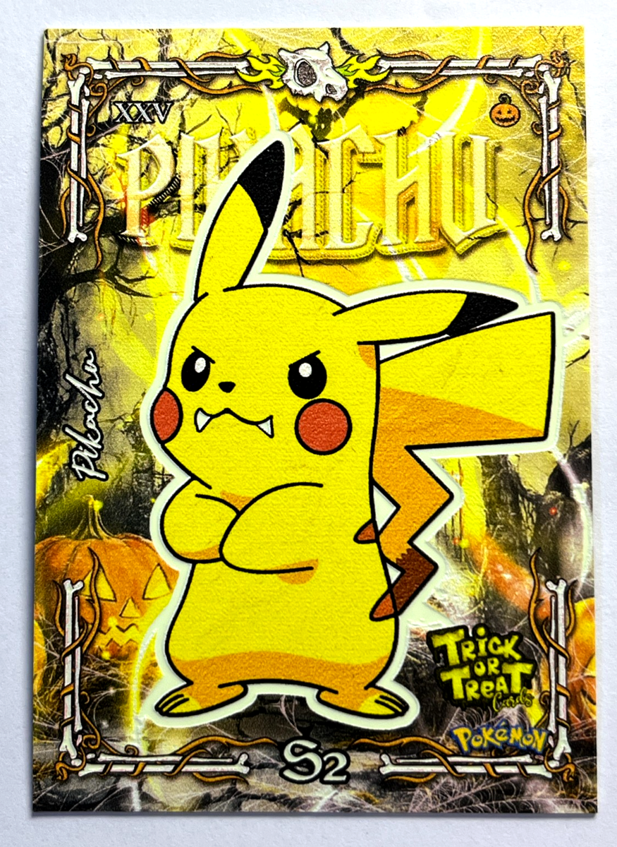 2025 POKEMON HALLOWEEN TRICK OR TREAT Prisma Card #S2 PIKACHU Glow in the  Dark