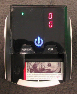UVeritech Fraud Fighter CT-550 Currency Authenticator Detector