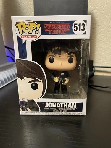 Funko Pop! Vinyl: Stranger Things - Jonathan Byers (w/ Camera) #513