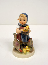 Hummel Figurine  FEEDING TIME  #199/0, TMK4, 4.5  tall, excellent vtg condition