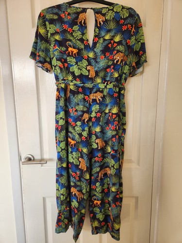 Sugarhill Brighton Jungle Print Jumpsuit Wrap Front Short Sleeve Crop UK 14 - Picture 8 of 8