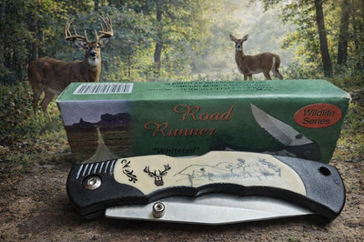 ROAD RUNNER  Wolf  Wildlife Series Folding Knife   Crafted for the Outdoors NEW!